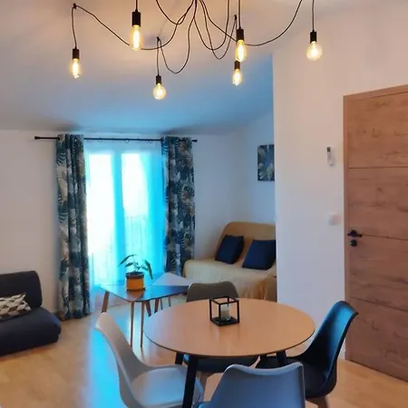 Le Petit D'aqui D'hotes - 15 Minutes De La Apartment Montblanc